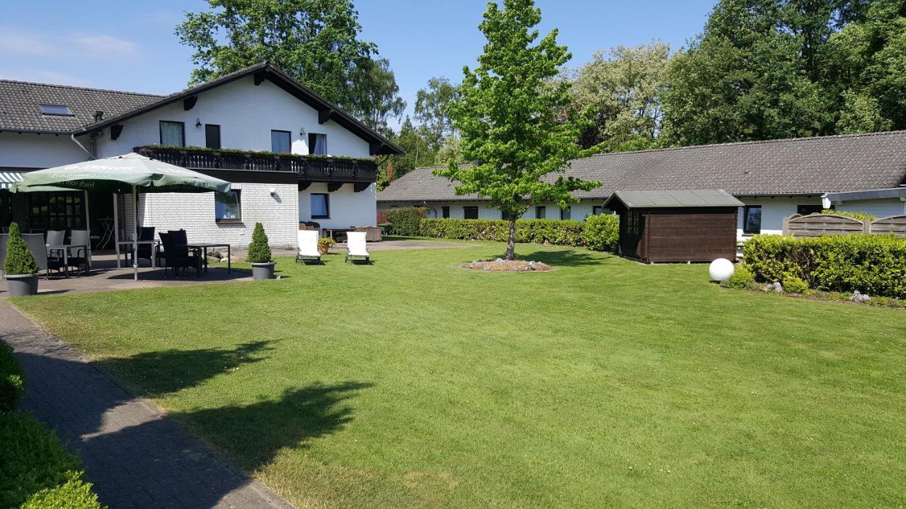Landhotel Linden Am Venekotensee Niederkruechten Екстер'єр фото